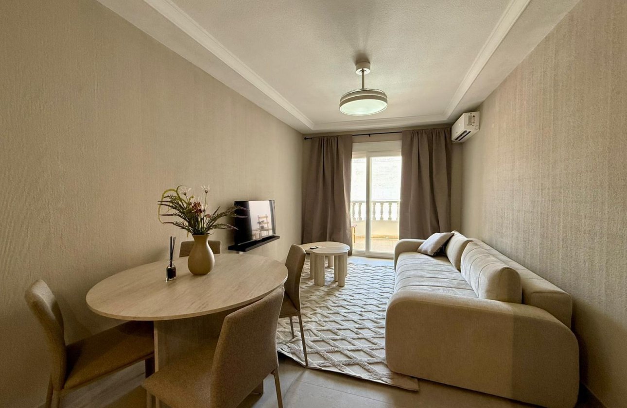 Revente - Appartement -
Torrevieja - Playa del Cura