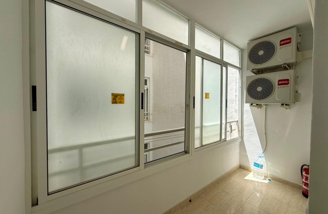 Revente - Appartement -
Torrevieja - Playa del Cura
