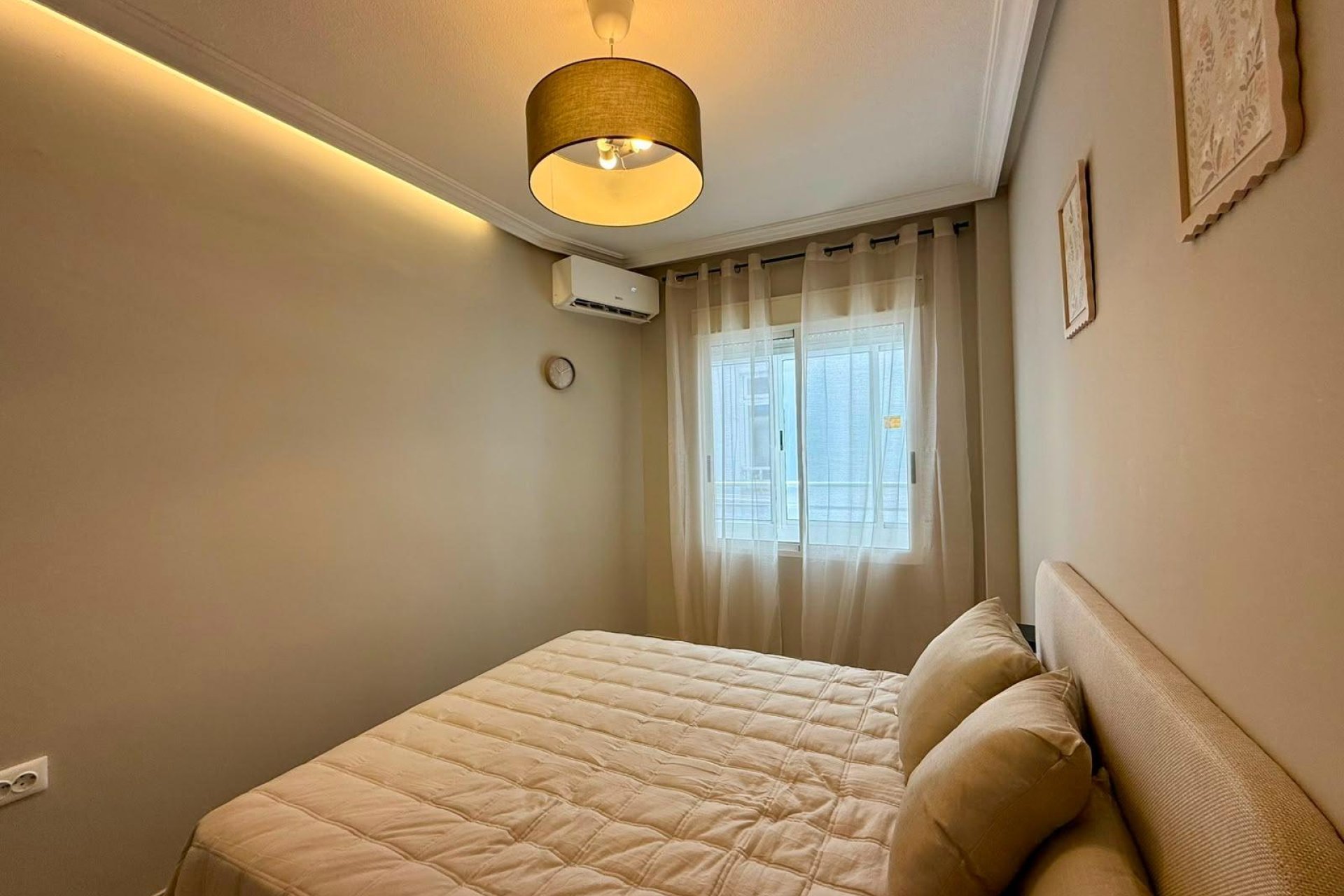 Revente - Appartement -
Torrevieja - Playa del Cura