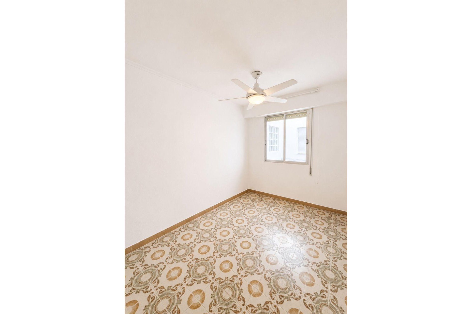 Revente - Appartement -
Torrevieja - Playa del Cura