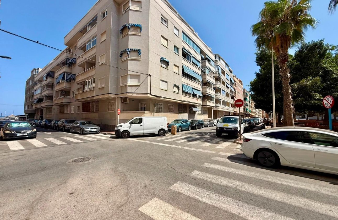 Revente - Appartement -
Torrevieja - Playa del Cura