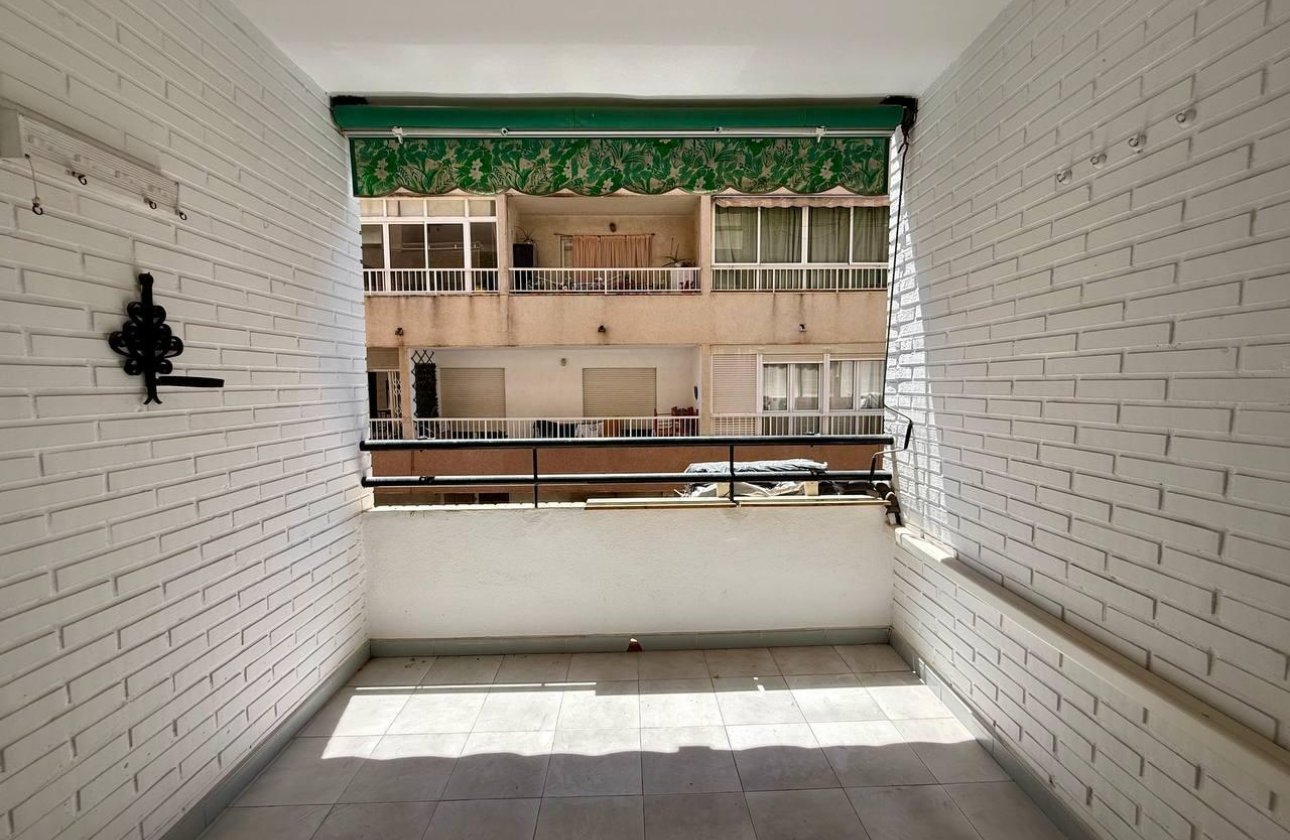 Revente - Appartement -
Torrevieja - Playa del Cura