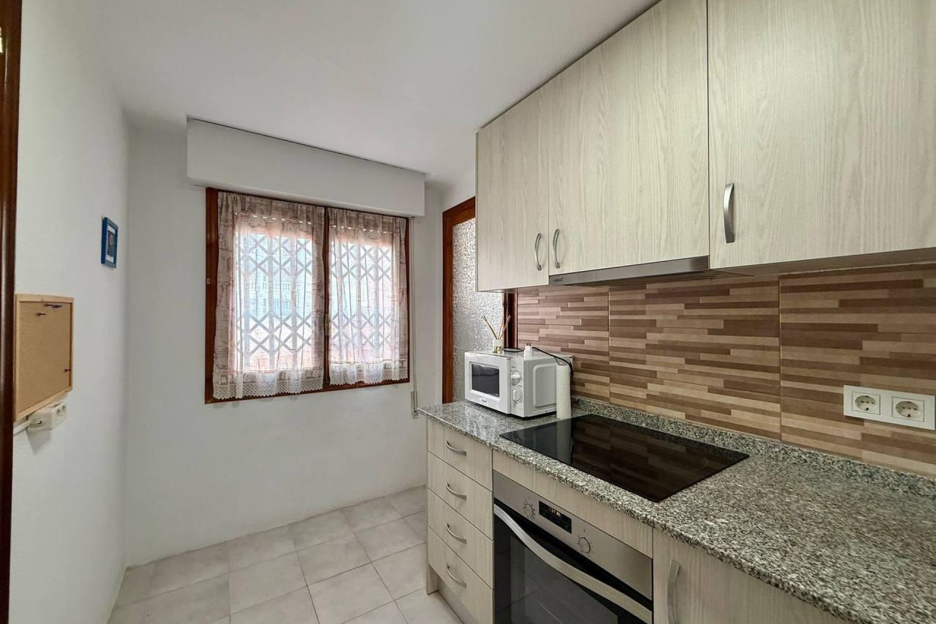 Revente - Appartement -
Torrevieja - Playa del Cura