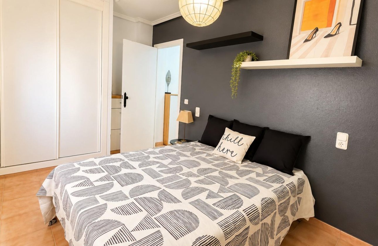 Revente - Appartement -
Torrevieja - Playa del Cura