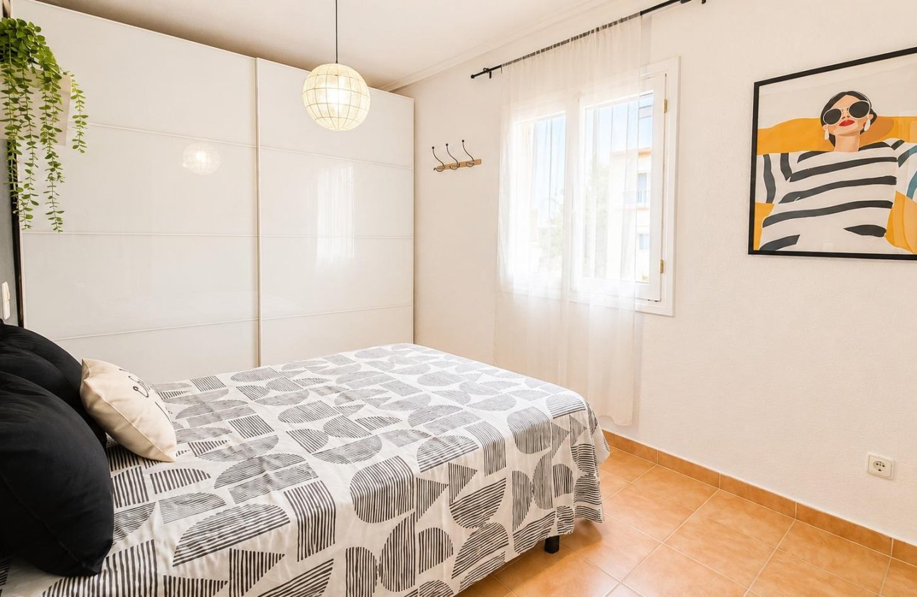 Revente - Appartement -
Torrevieja - Playa del Cura