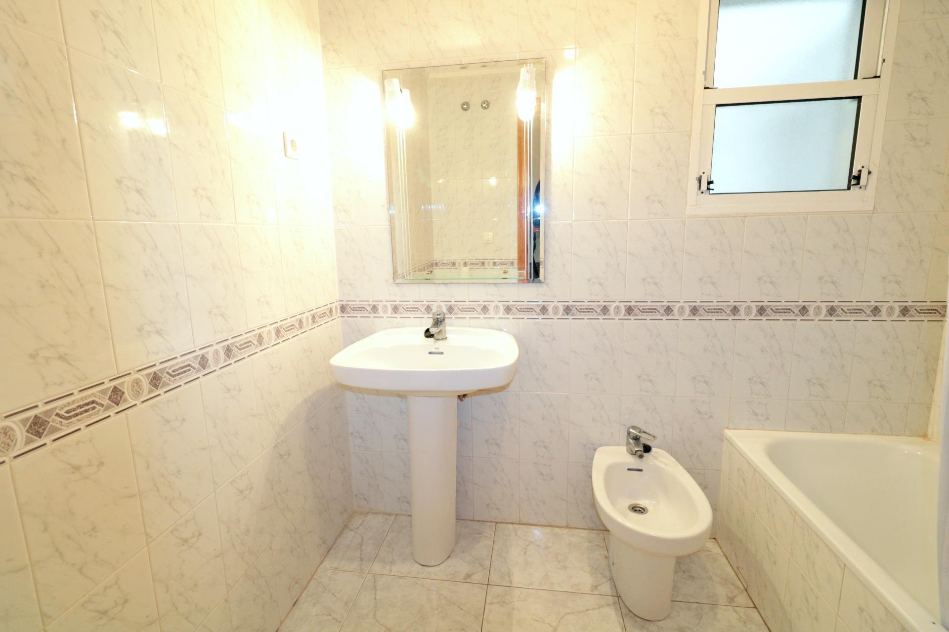 Revente - Appartement -
Torrevieja - Playa del Cura