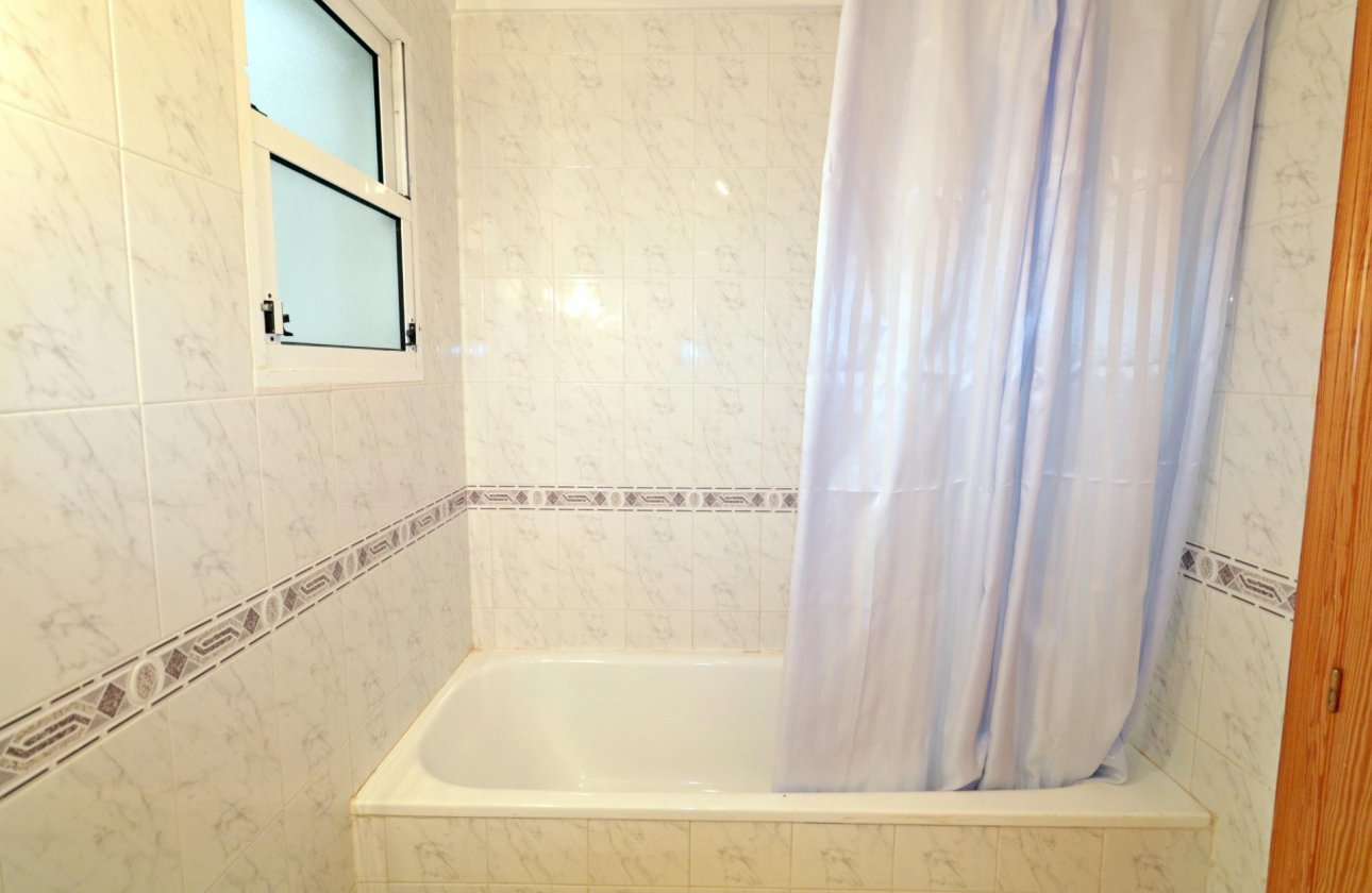 Revente - Appartement -
Torrevieja - Playa del Cura