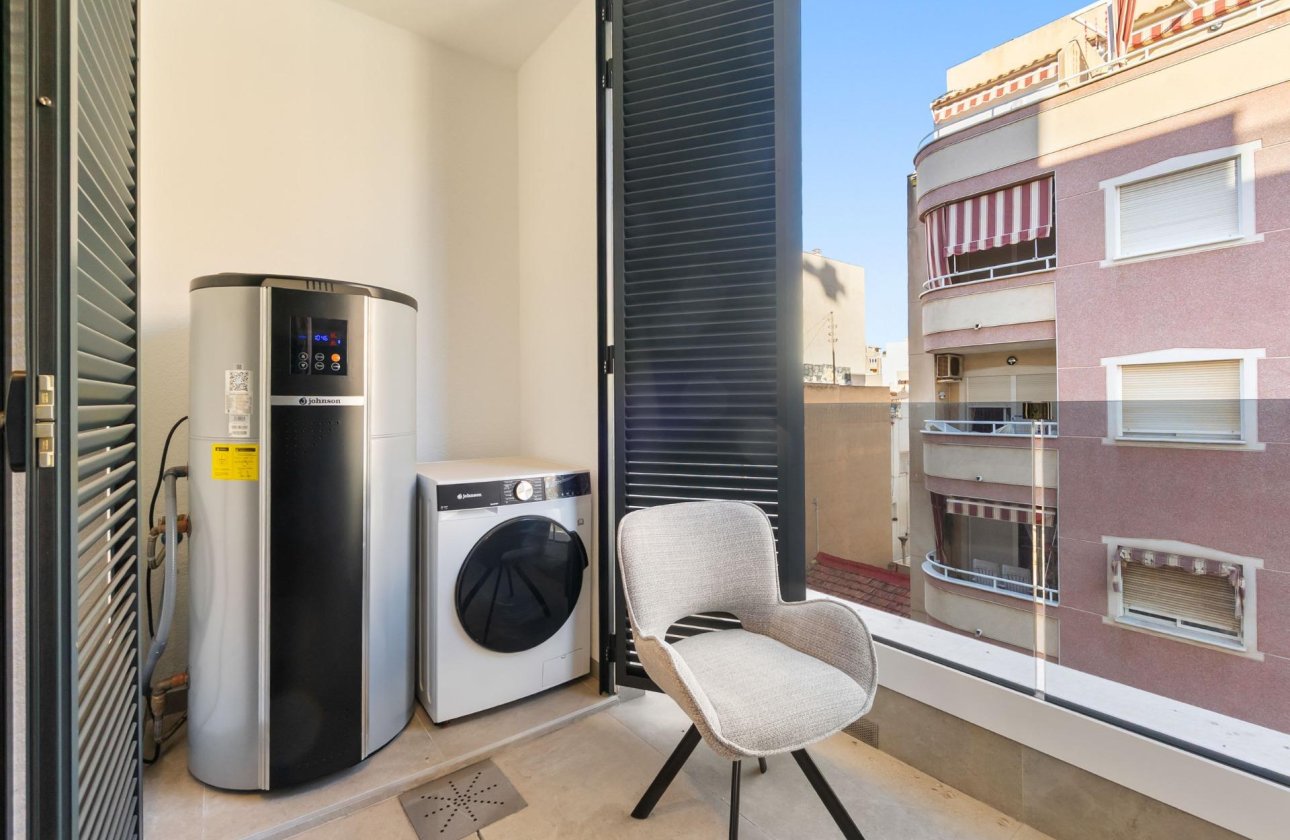 Revente - Appartement -
Torrevieja - Playa del Cura
