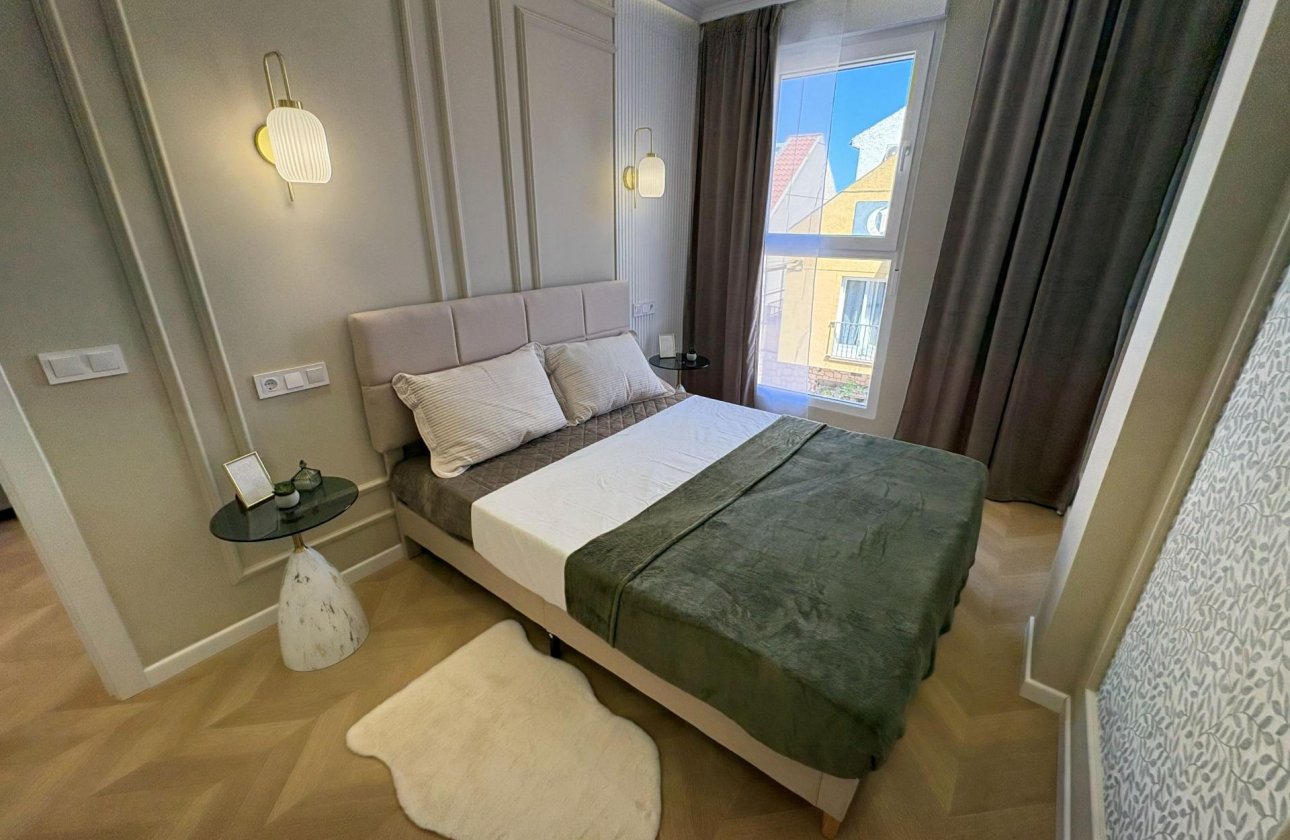 Revente - Appartement -
Torrevieja - Playa del Cura