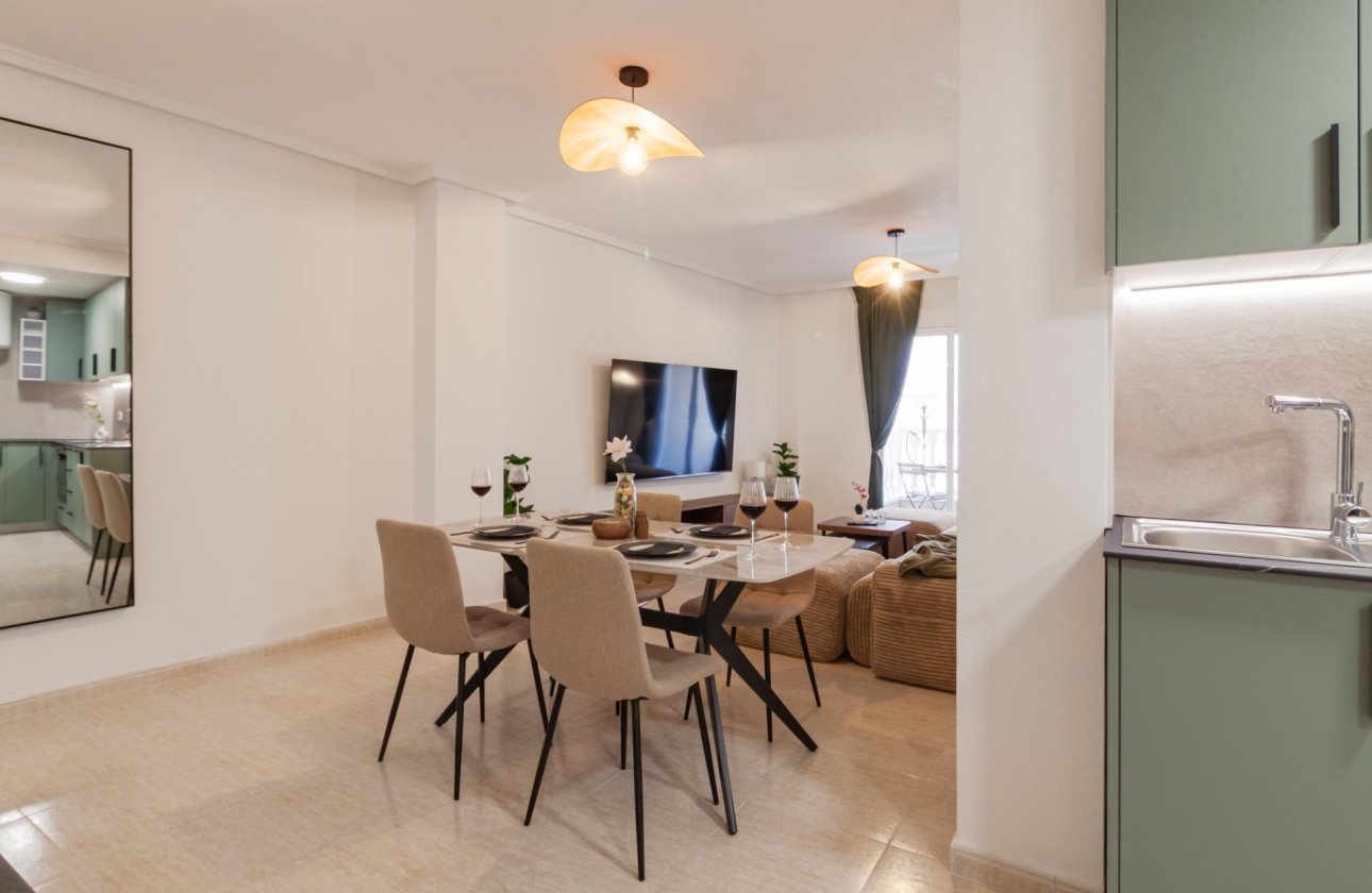 Revente - Appartement -
Torrevieja - Playa del Cura