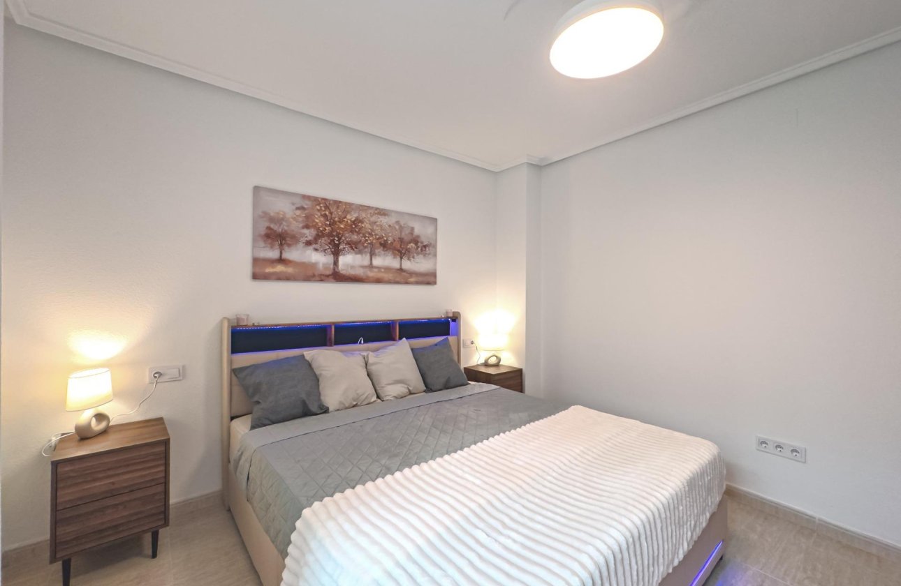 Revente - Appartement -
Torrevieja - Playa del Cura