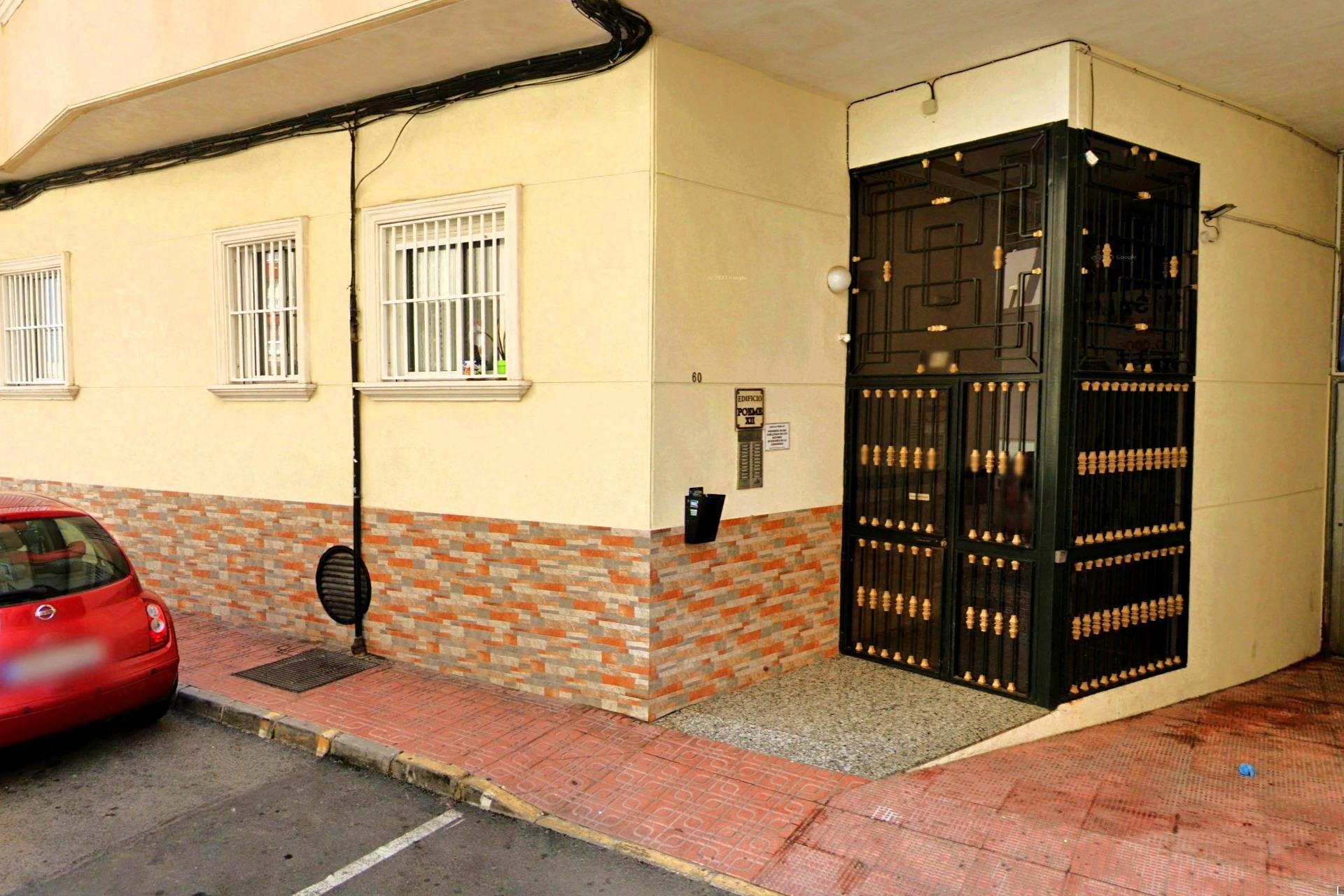 Revente - Appartement -
Torrevieja - Playa del Cura