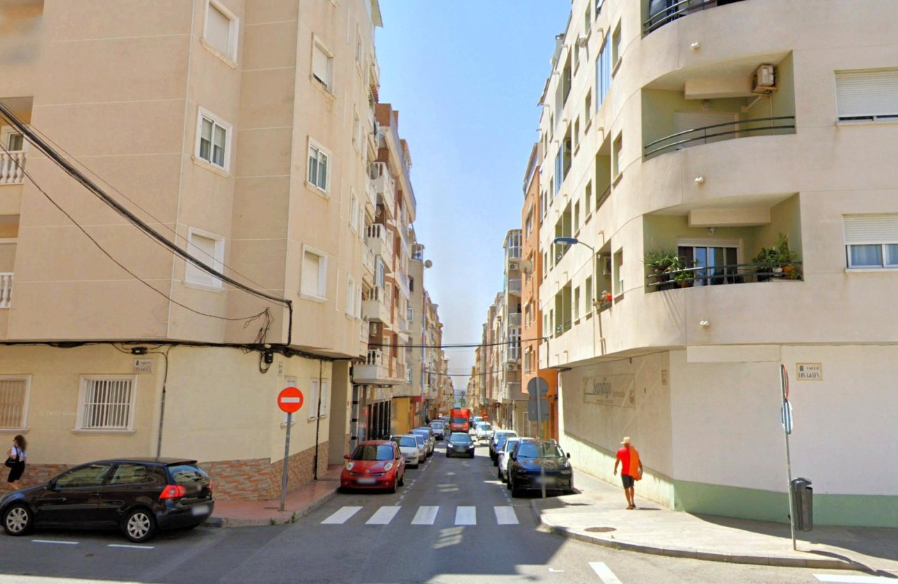 Revente - Appartement -
Torrevieja - Playa del Cura