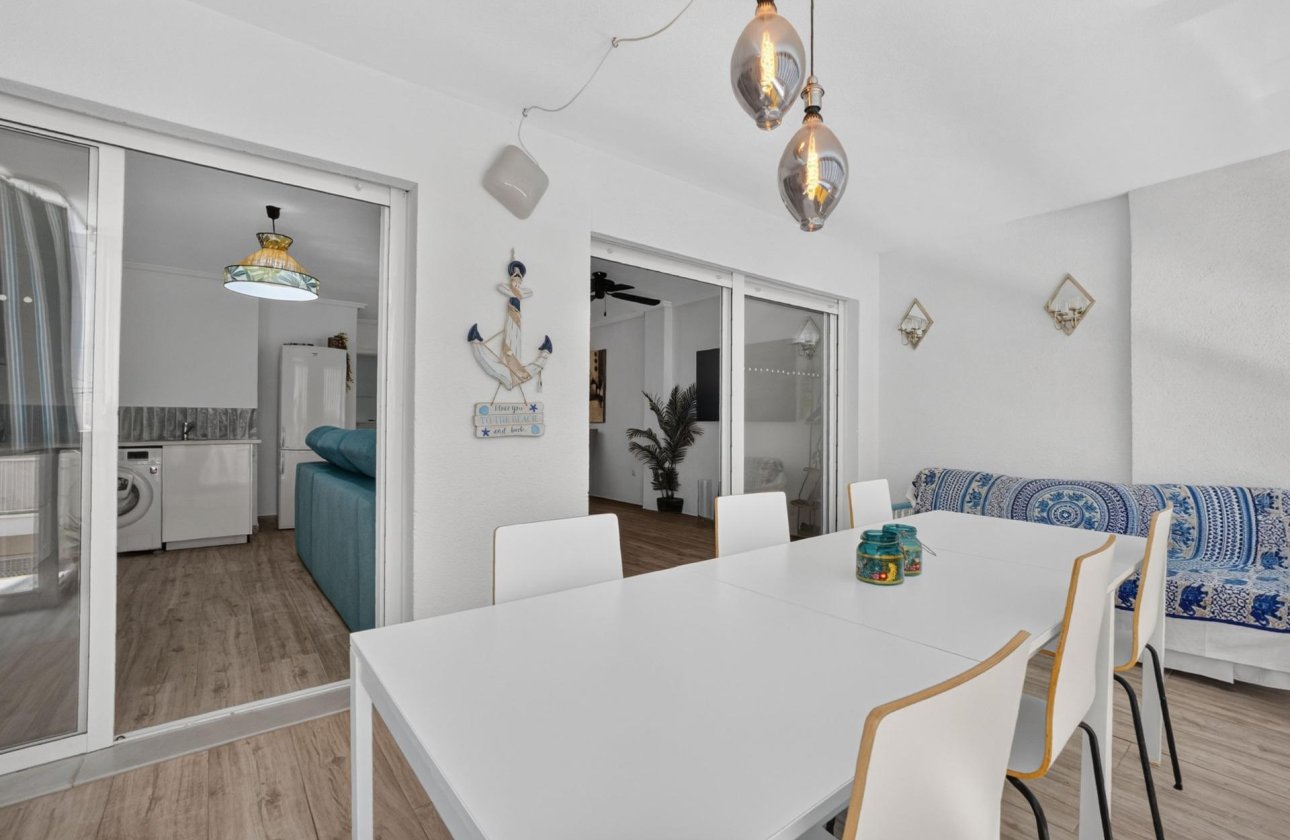 Revente - Appartement -
Torrevieja - Playa del Cura