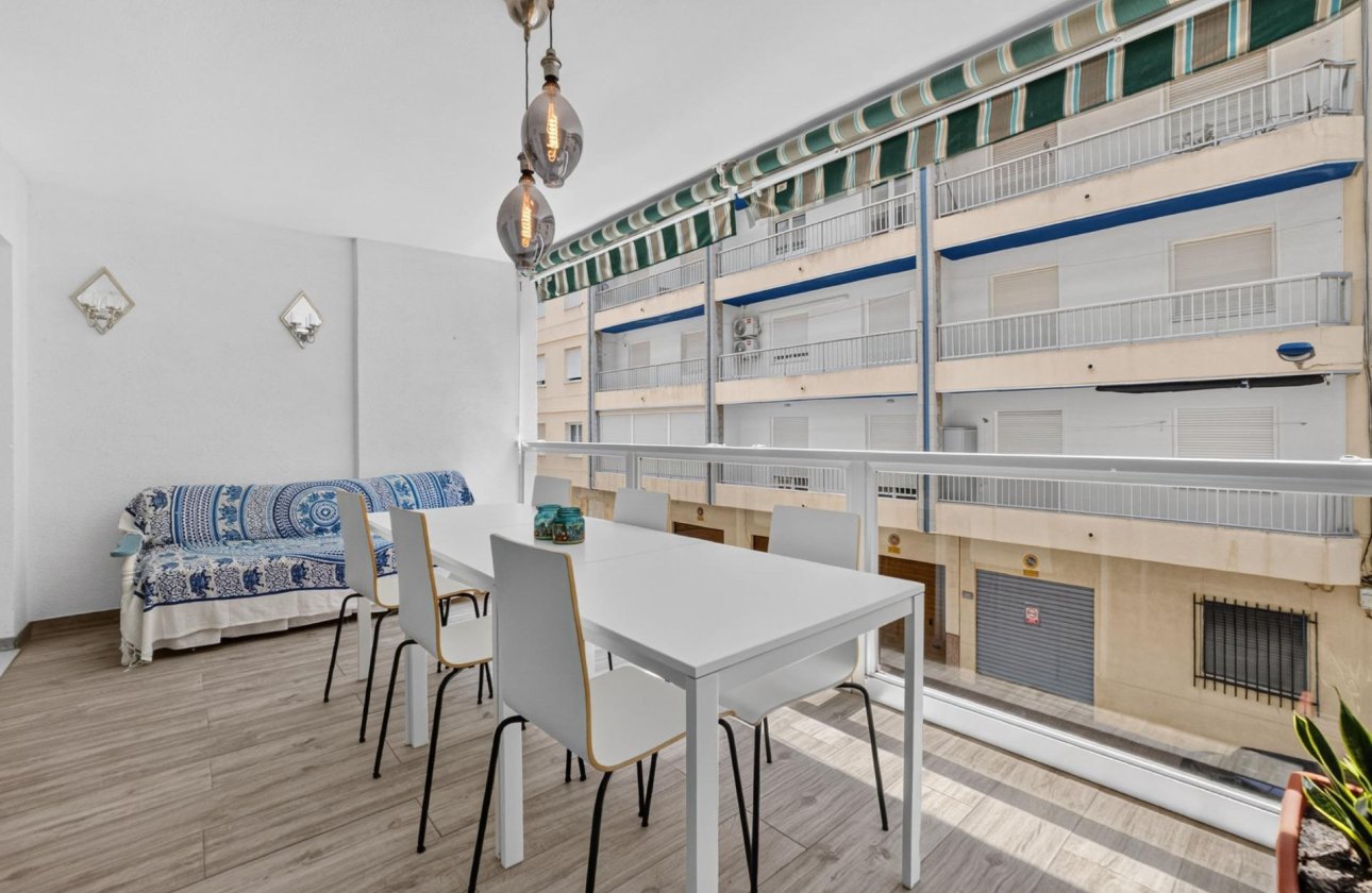 Revente - Appartement -
Torrevieja - Playa del Cura
