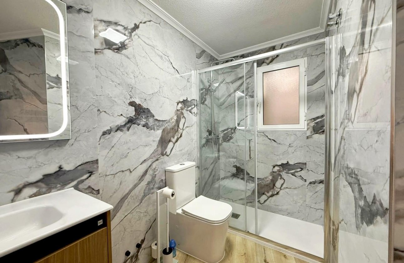 Revente - Appartement -
Torrevieja - Playa del Cura