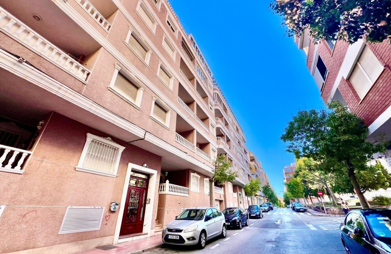 Revente - Appartement -
Torrevieja - Playa del Cura