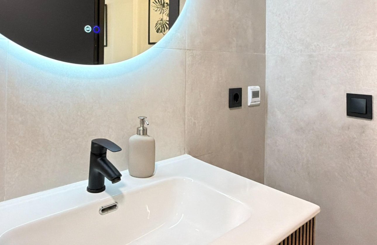 Revente - Appartement -
Torrevieja - Playa del Cura