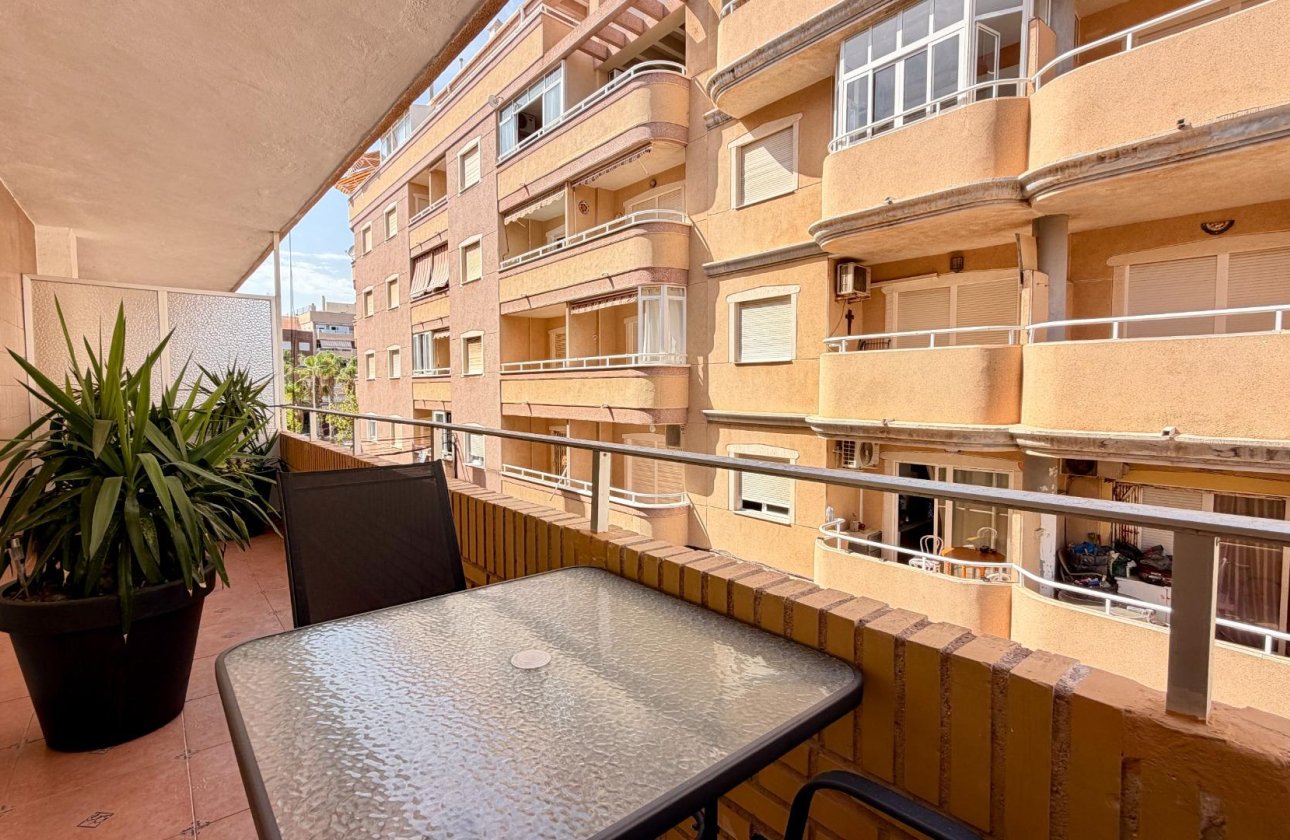 Revente - Appartement -
Torrevieja - Playa del Cura