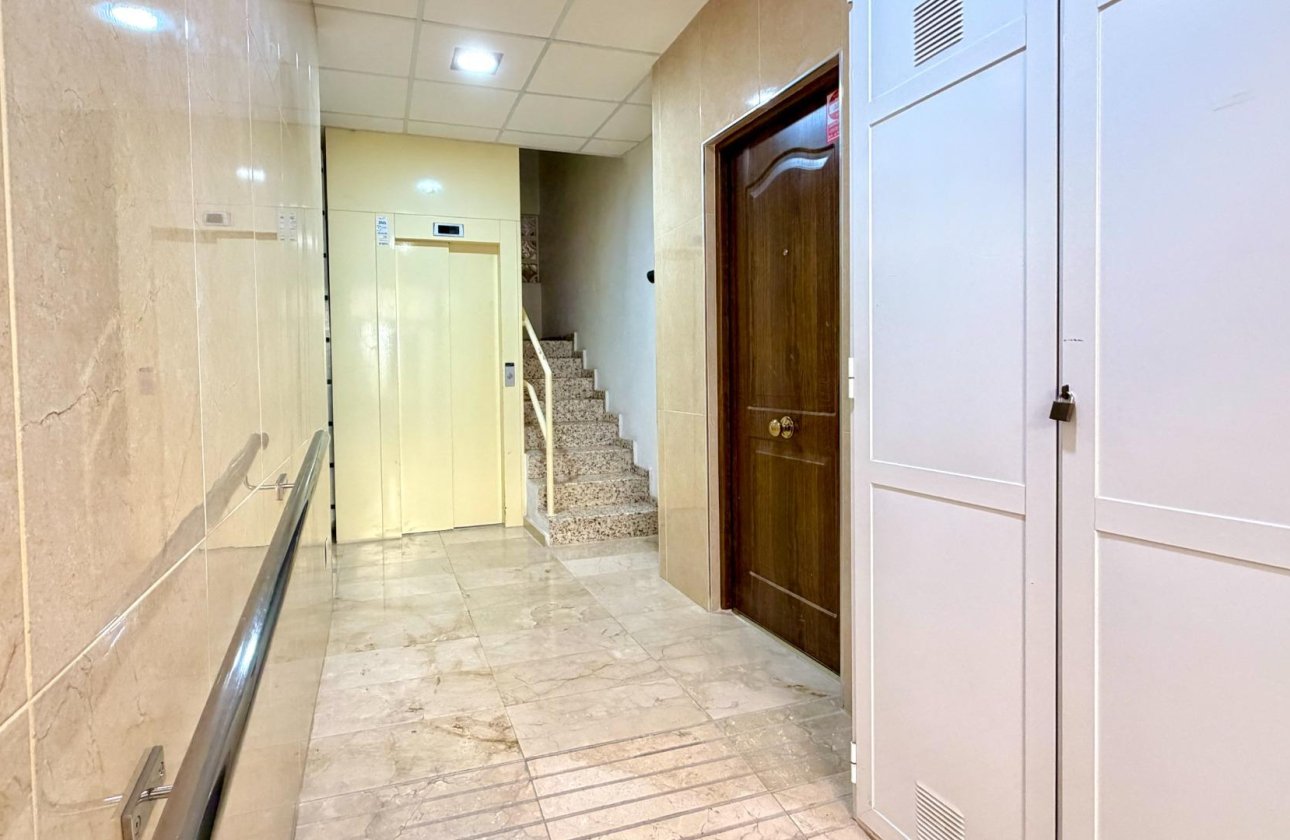 Revente - Appartement -
Torrevieja - Playa del Cura