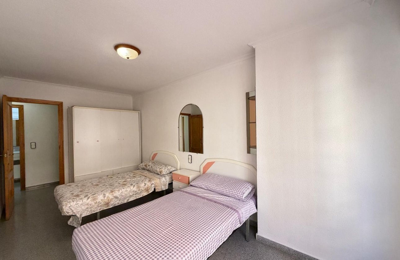 Revente - Appartement -
Torrevieja - Playa del Cura