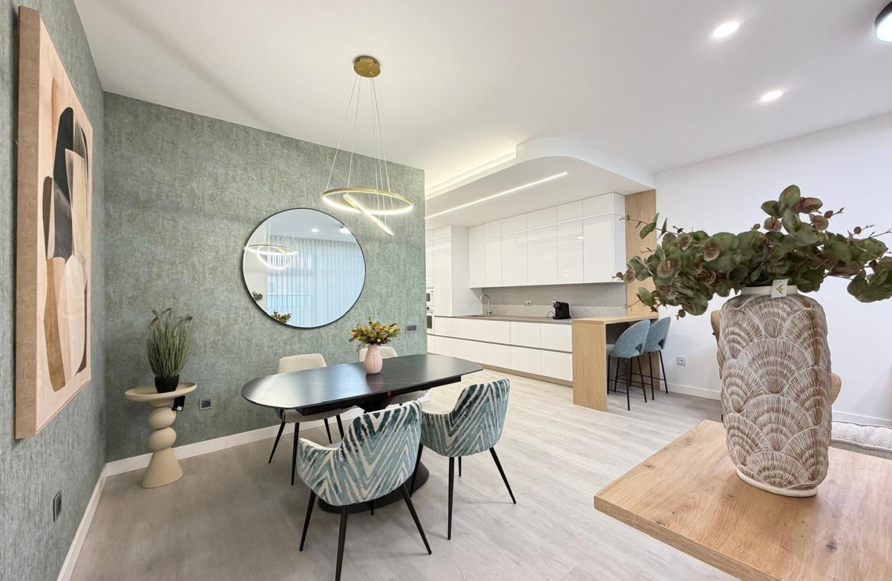 Revente - Appartement -
Torrevieja - Playa del Cura