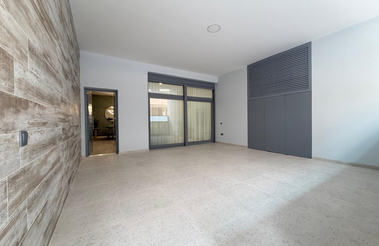 Revente - Appartement -
Torrevieja - Playa del Cura