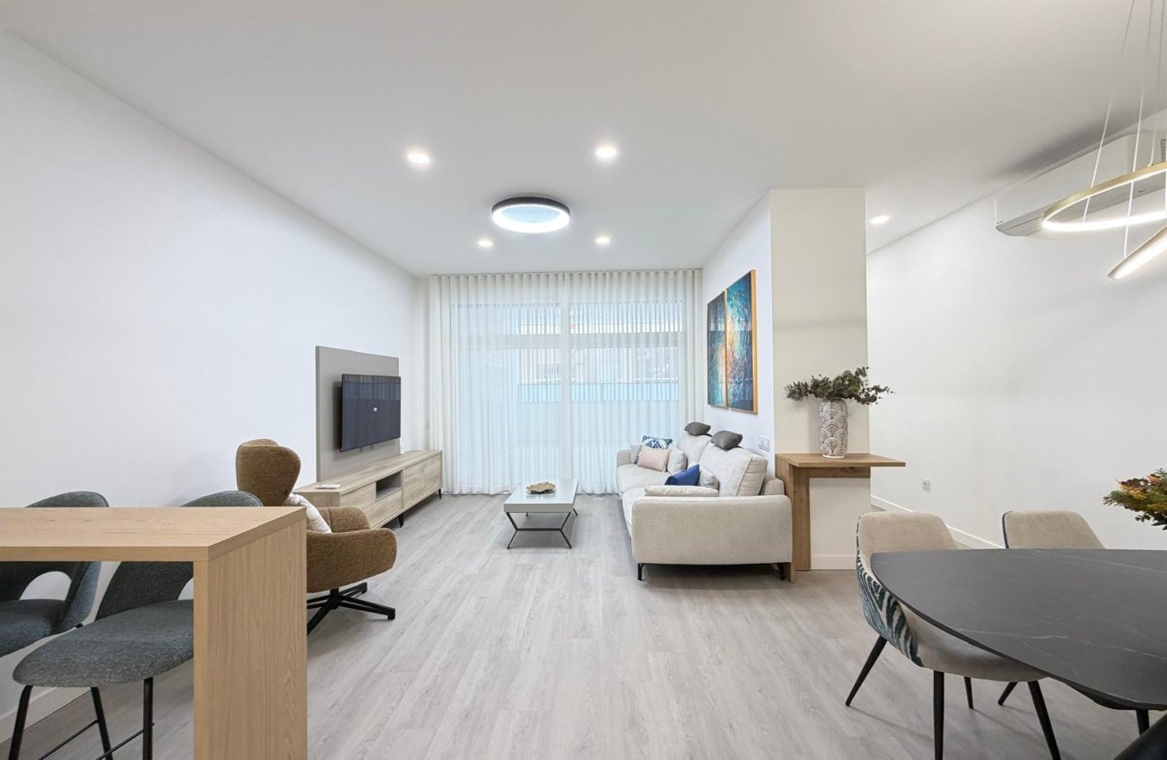 Revente - Appartement -
Torrevieja - Playa del Cura