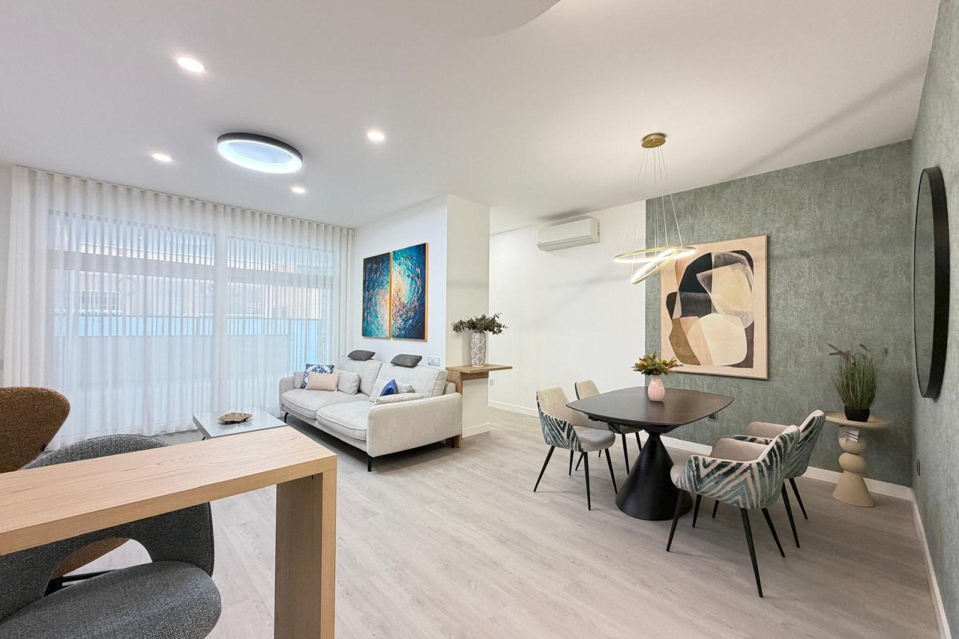 Revente - Appartement -
Torrevieja - Playa del Cura