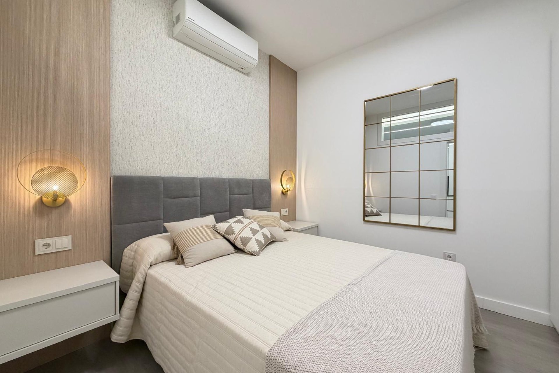 Revente - Appartement -
Torrevieja - Playa del Cura