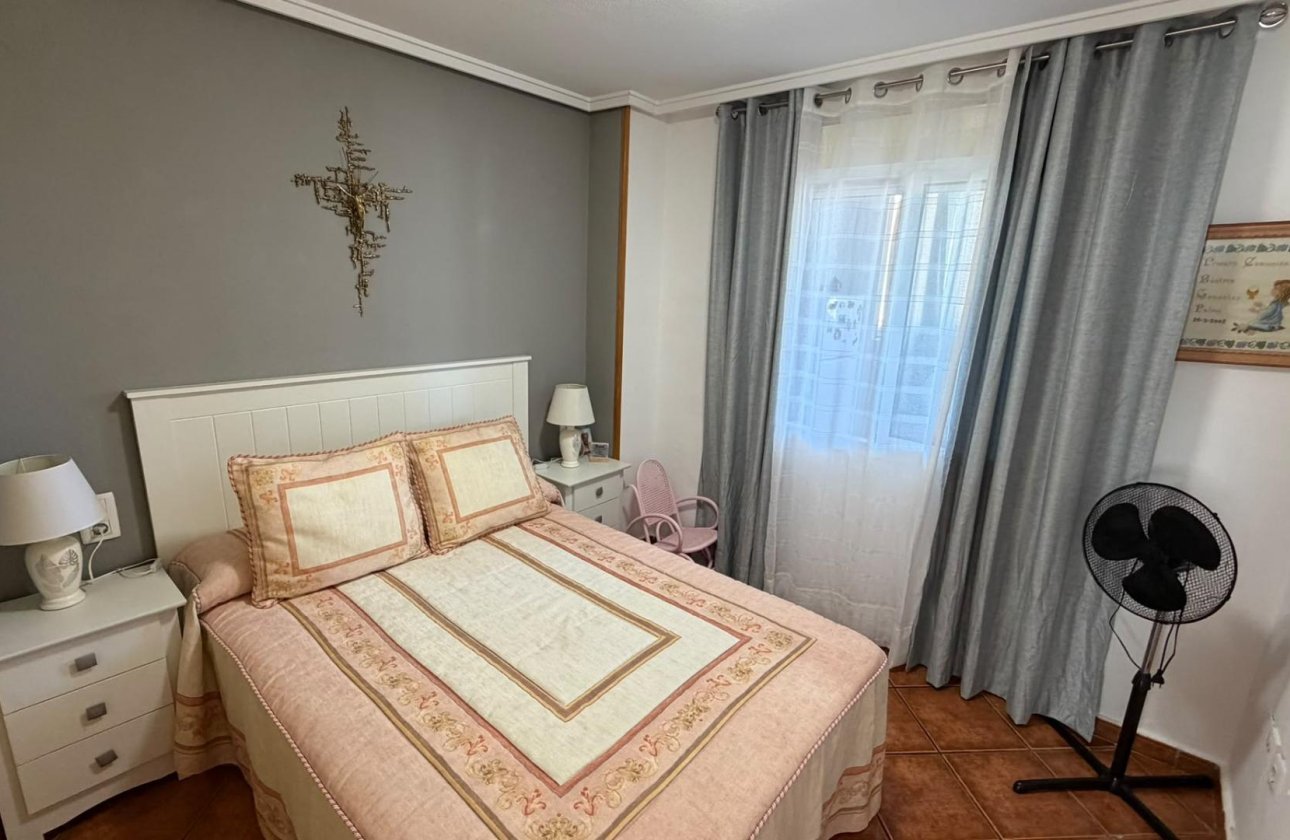 Revente - Appartement -
Torrevieja - Playa del Cura