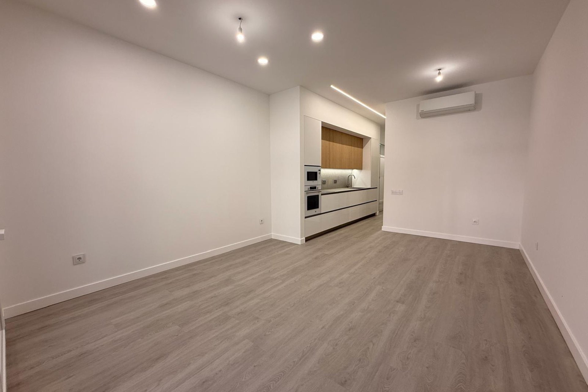 Revente - Appartement -
Torrevieja - Playa del Cura