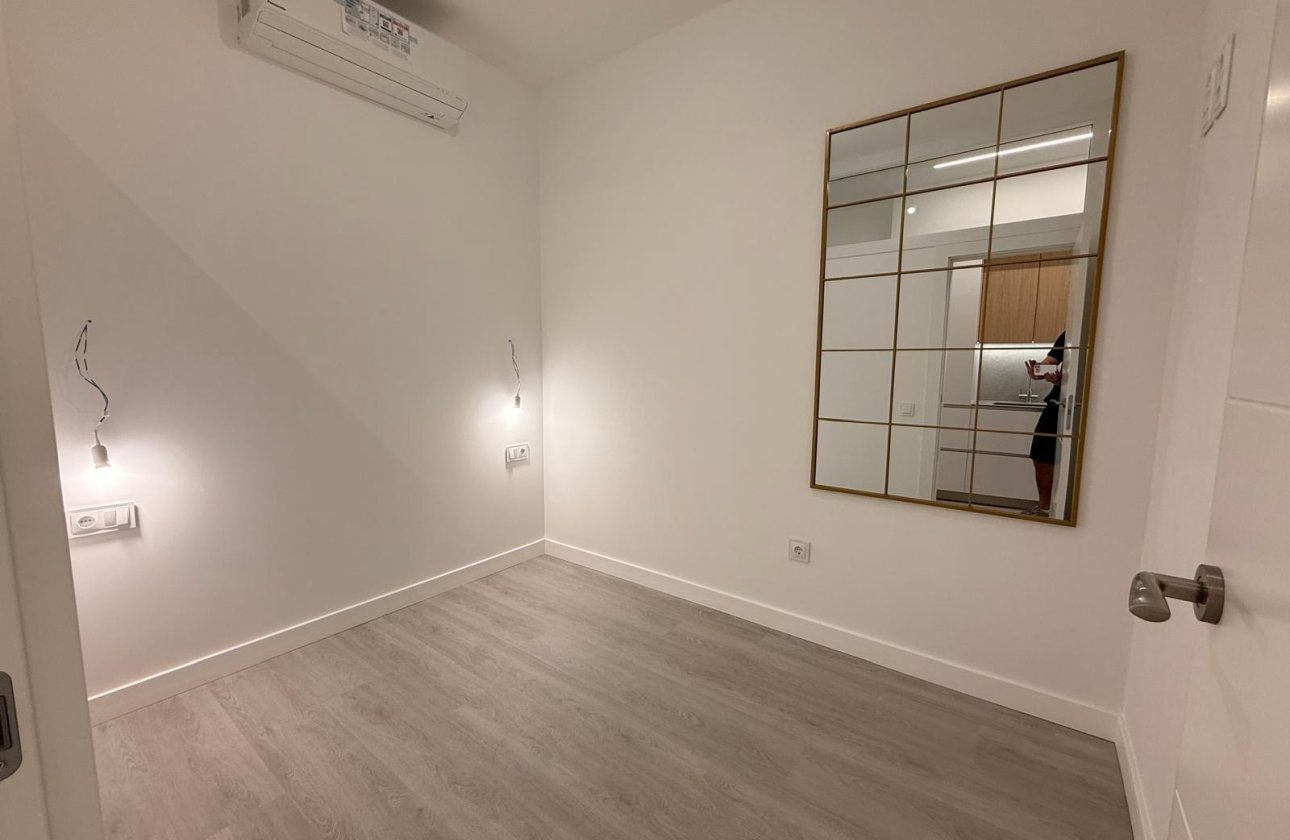 Revente - Appartement -
Torrevieja - Playa del Cura