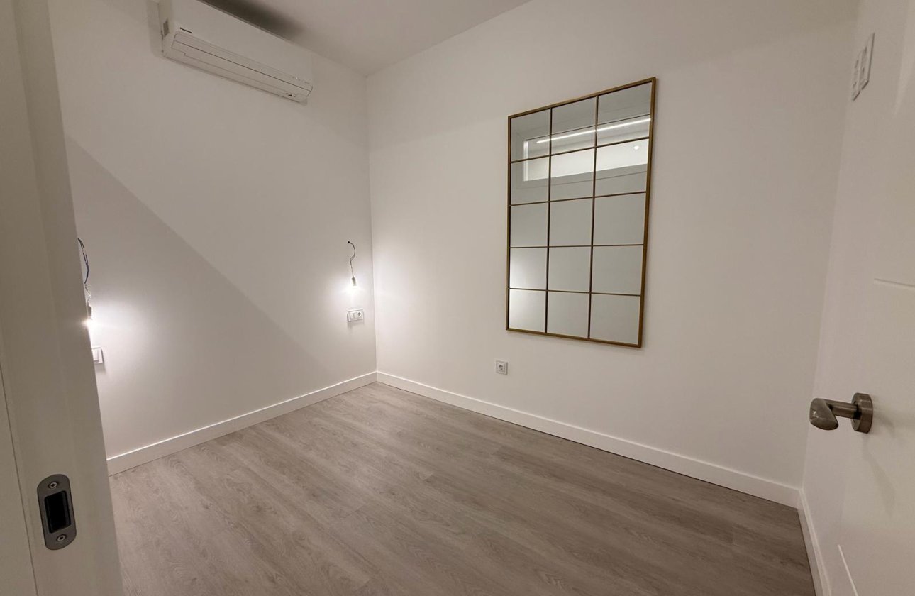 Revente - Appartement -
Torrevieja - Playa del Cura
