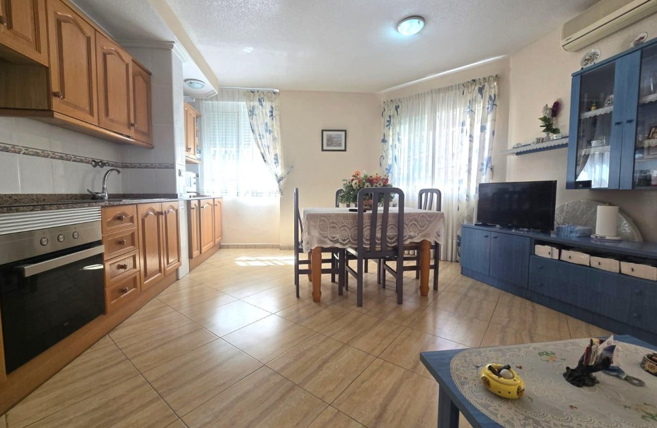 Revente - Appartement -
Torrevieja - Playa del Cura