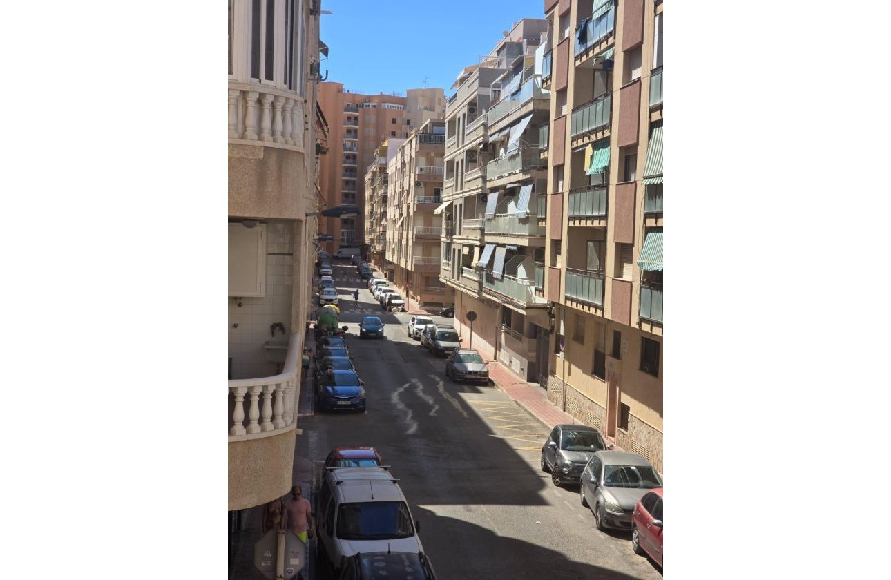 Revente - Appartement -
Torrevieja - Playa del Cura