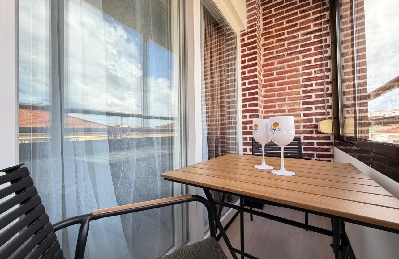 Revente - Appartement -
Torrevieja - Playa del Cura