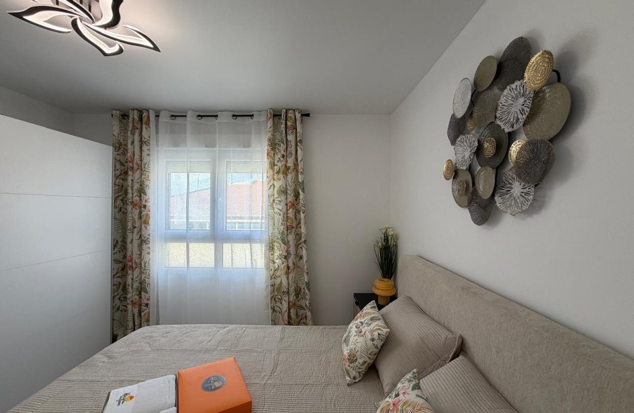 Revente - Appartement -
Torrevieja - Playa del Cura