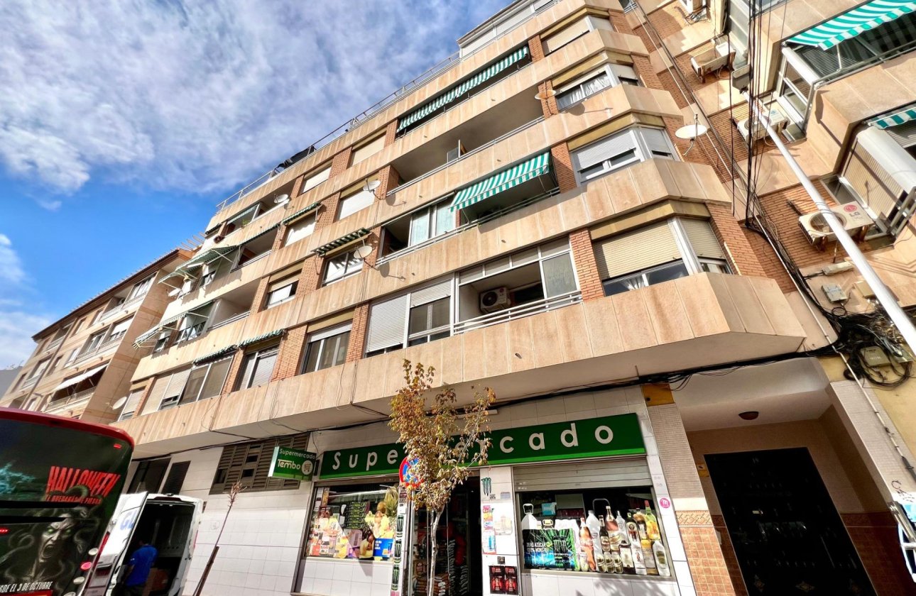 Revente - Appartement -
Torrevieja - Puerto Deportivo