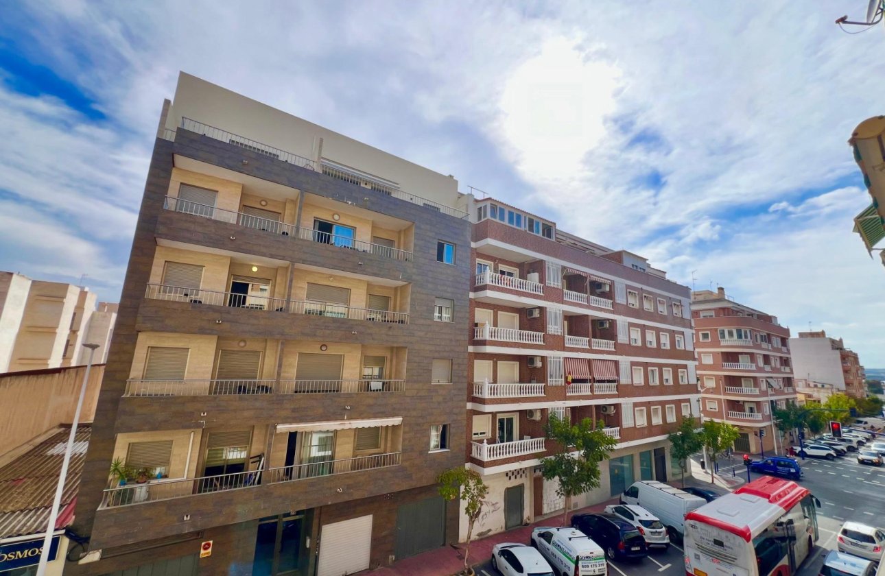 Revente - Appartement -
Torrevieja - Puerto Deportivo