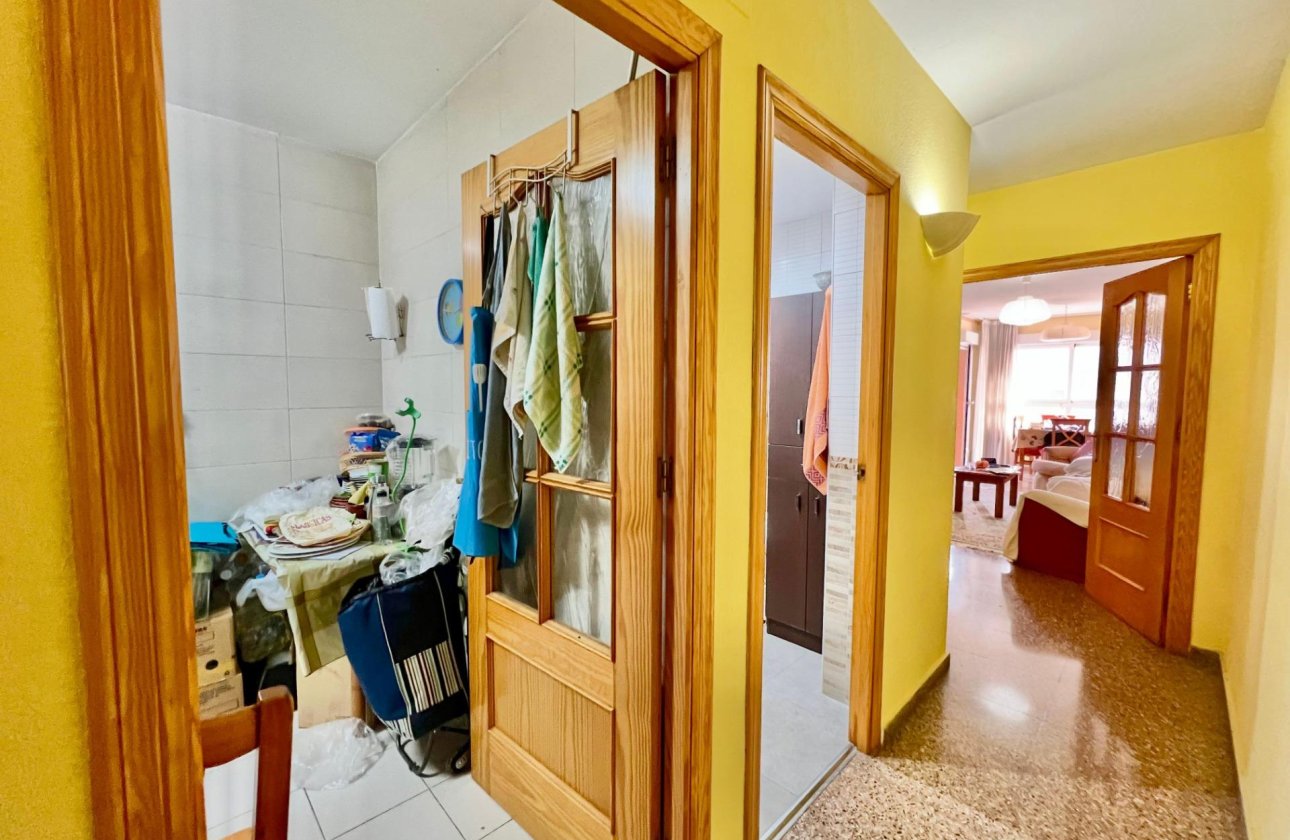 Revente - Appartement -
Torrevieja - Puerto Deportivo