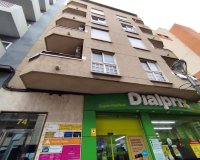 Revente - Appartement -
Torrevieja - Puerto