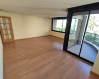 Revente - Appartement -
Torrevieja - Puerto