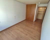 Revente - Appartement -
Torrevieja - Puerto