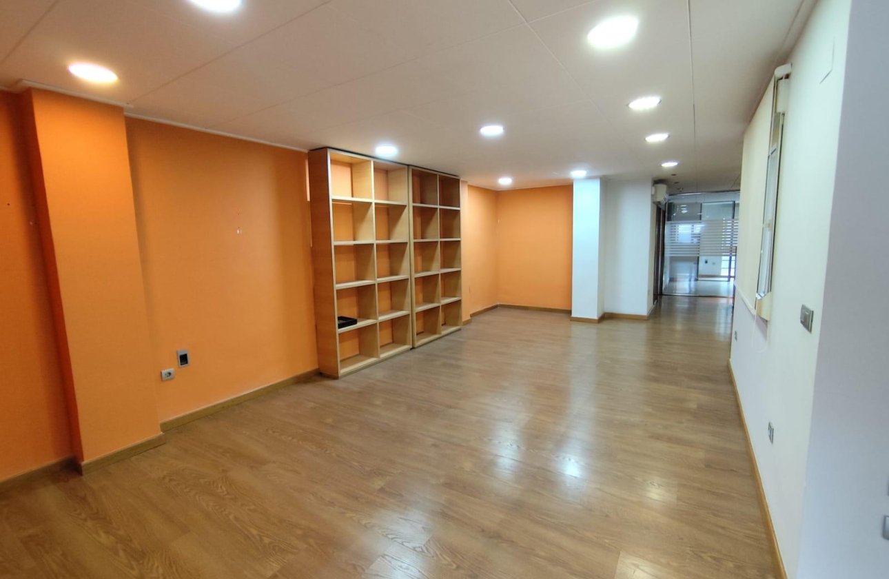 Revente - Appartement -
Torrevieja - Puerto