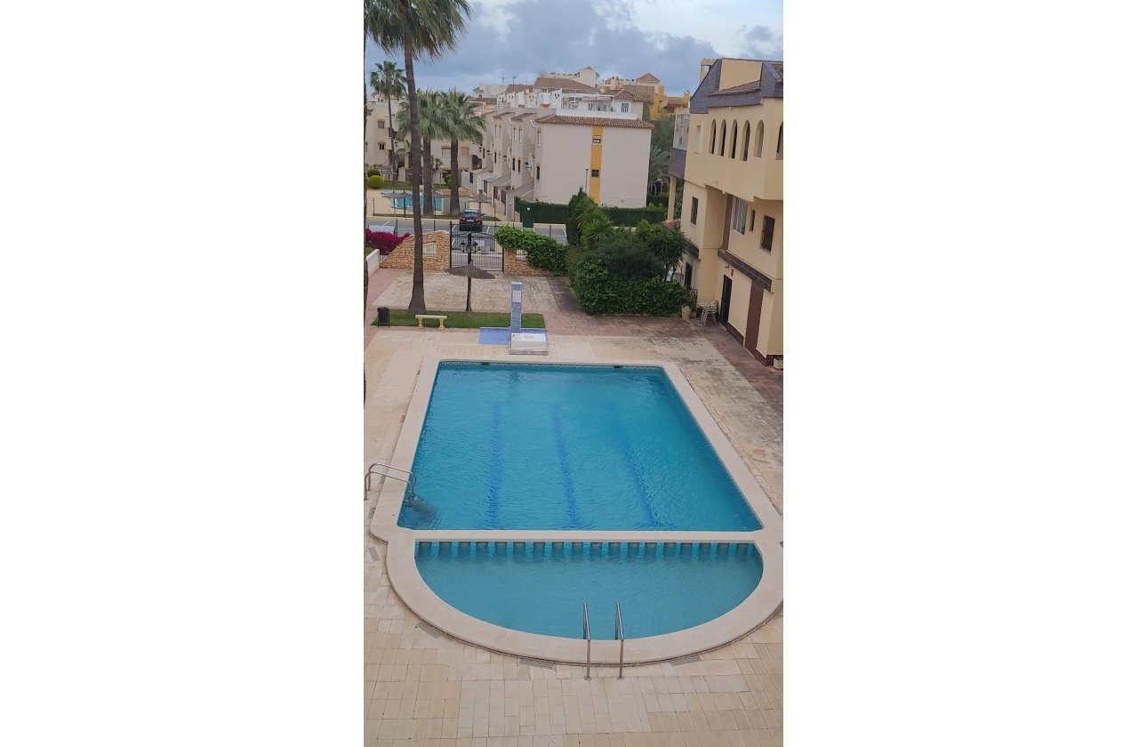 Revente - Appartement -
Torrevieja - Punta Prima