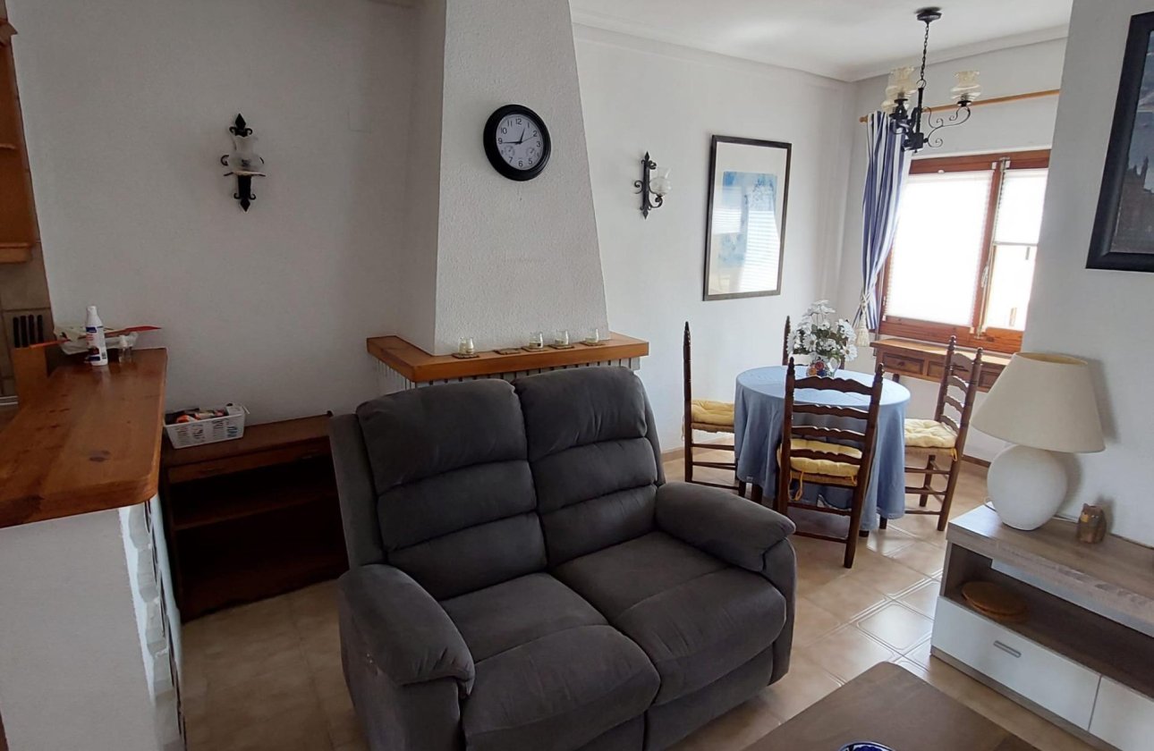 Revente - Appartement -
Torrevieja - Punta Prima