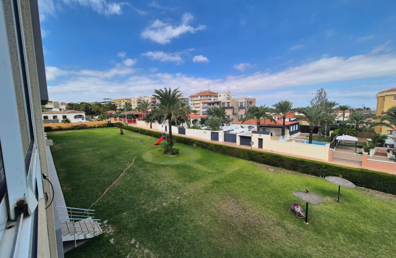 Revente - Appartement -
Torrevieja - Punta Prima