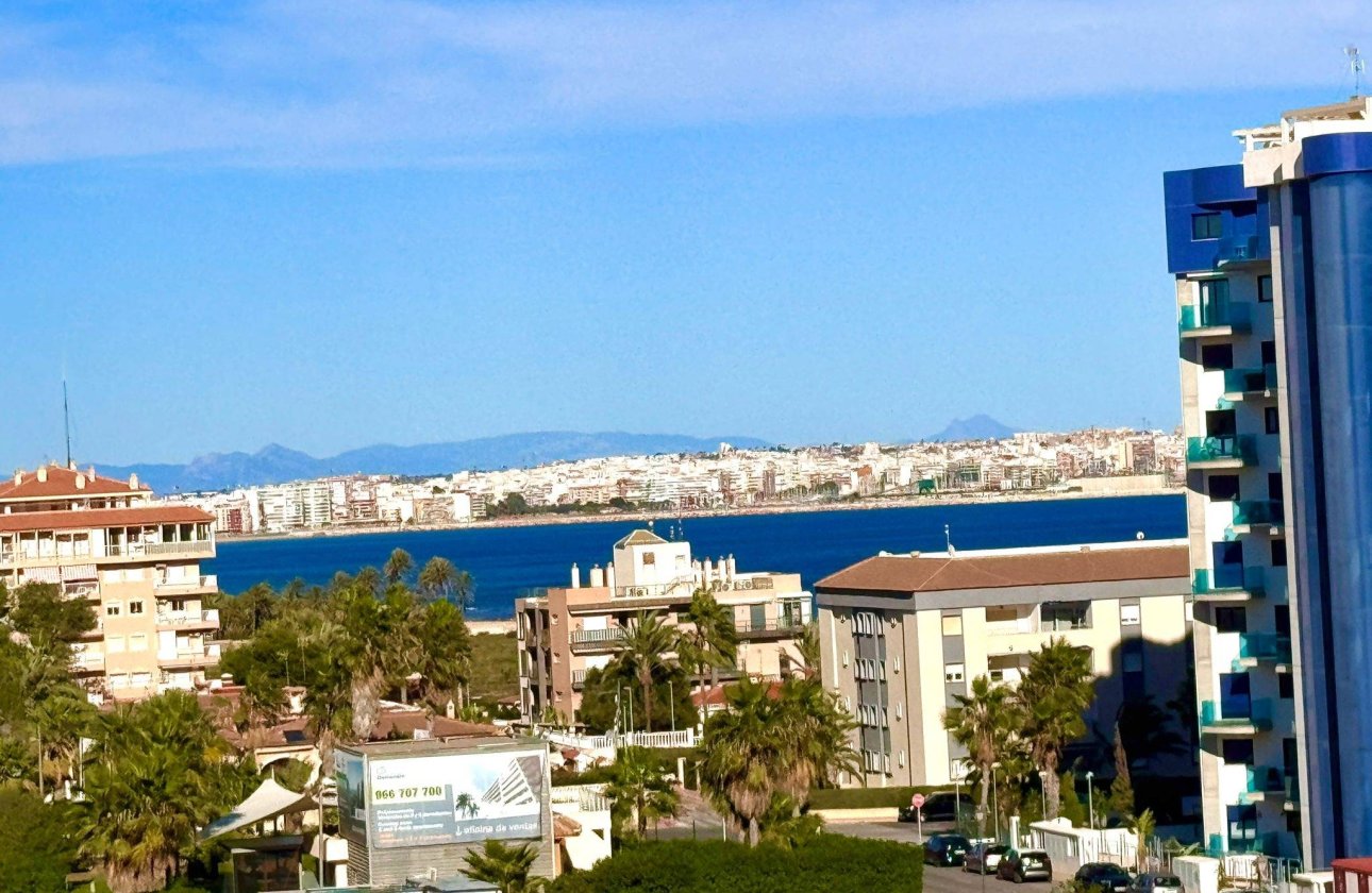 Revente - Appartement -
Torrevieja - Punta Prima