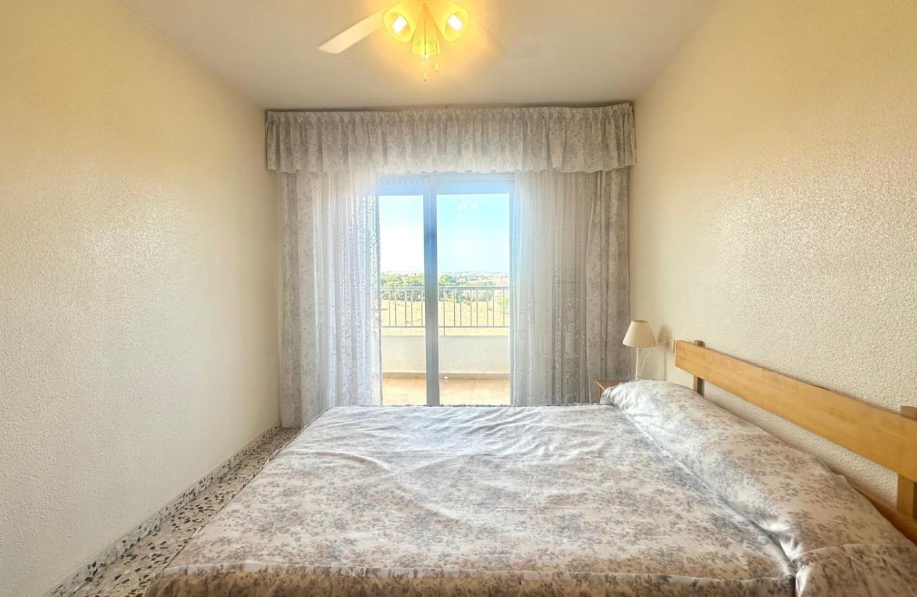 Revente - Appartement -
Torrevieja - Punta Prima